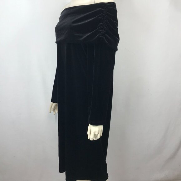 TRAVELERS BY CHICO'S - WOMEN'S 2 - BLACK VELVET VELOUR OFF SHOULDER DRESS - Picture 4 of 7